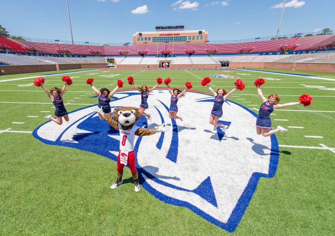 USA Jaguars Football & Cheerleaders