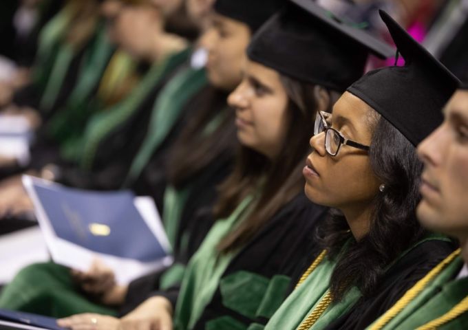 USA COM Graduates 200115 145152